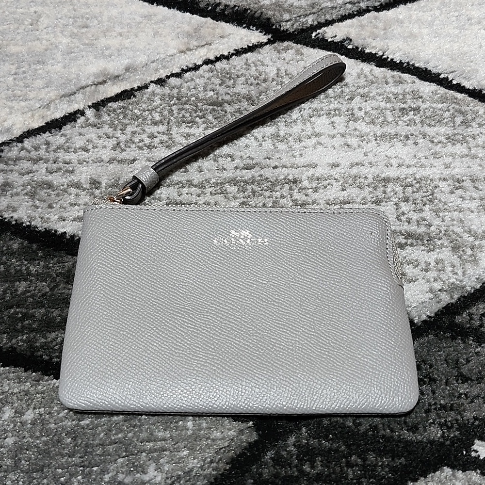 COACH CORNER ZIP GRAY CROSSGRAIN LEATHER WALLET WRISTLET PRICE FIRM